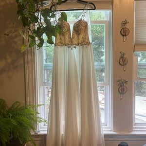 Wedding dress size 6